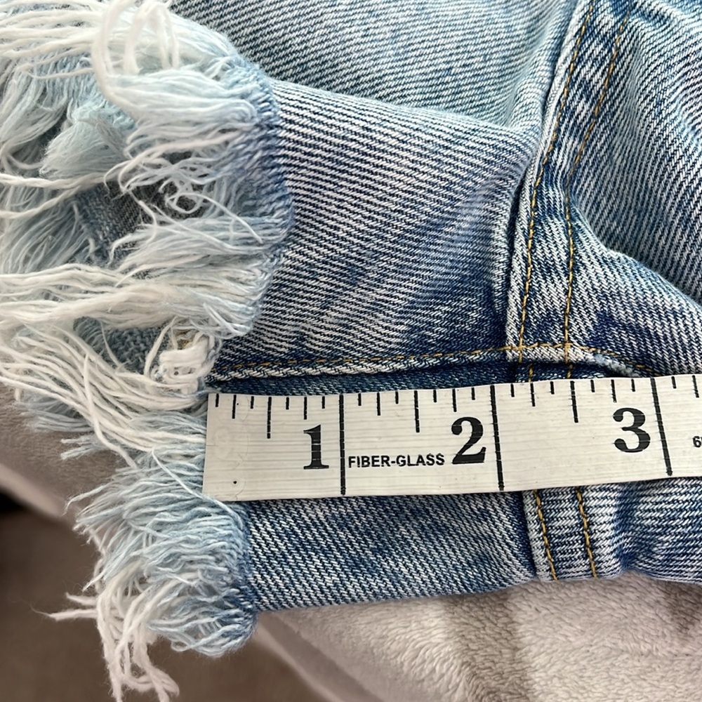 AGOLDE Women’s Parker Vintage‎ cut off Shorts size 24 - Picture 9 of 9